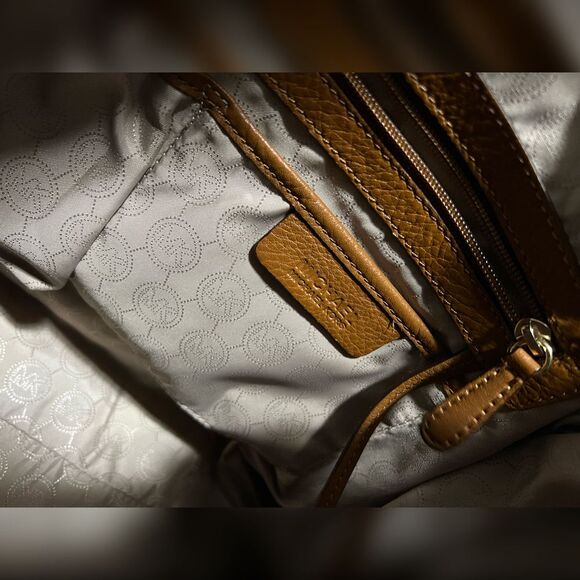 Michael Kors Hamilton | Satchel Bag - Picture 7 of 8